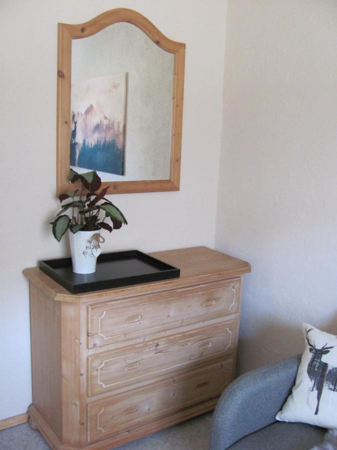#2 Ruhiges Gemuetliches Ferienzimmer Mit 2 Einzelbetten Gemeinschaftsbad W-Lan Airport Nah Late Night Check In Haus Nr 9,5 Trunkelsberg Exteriör bild