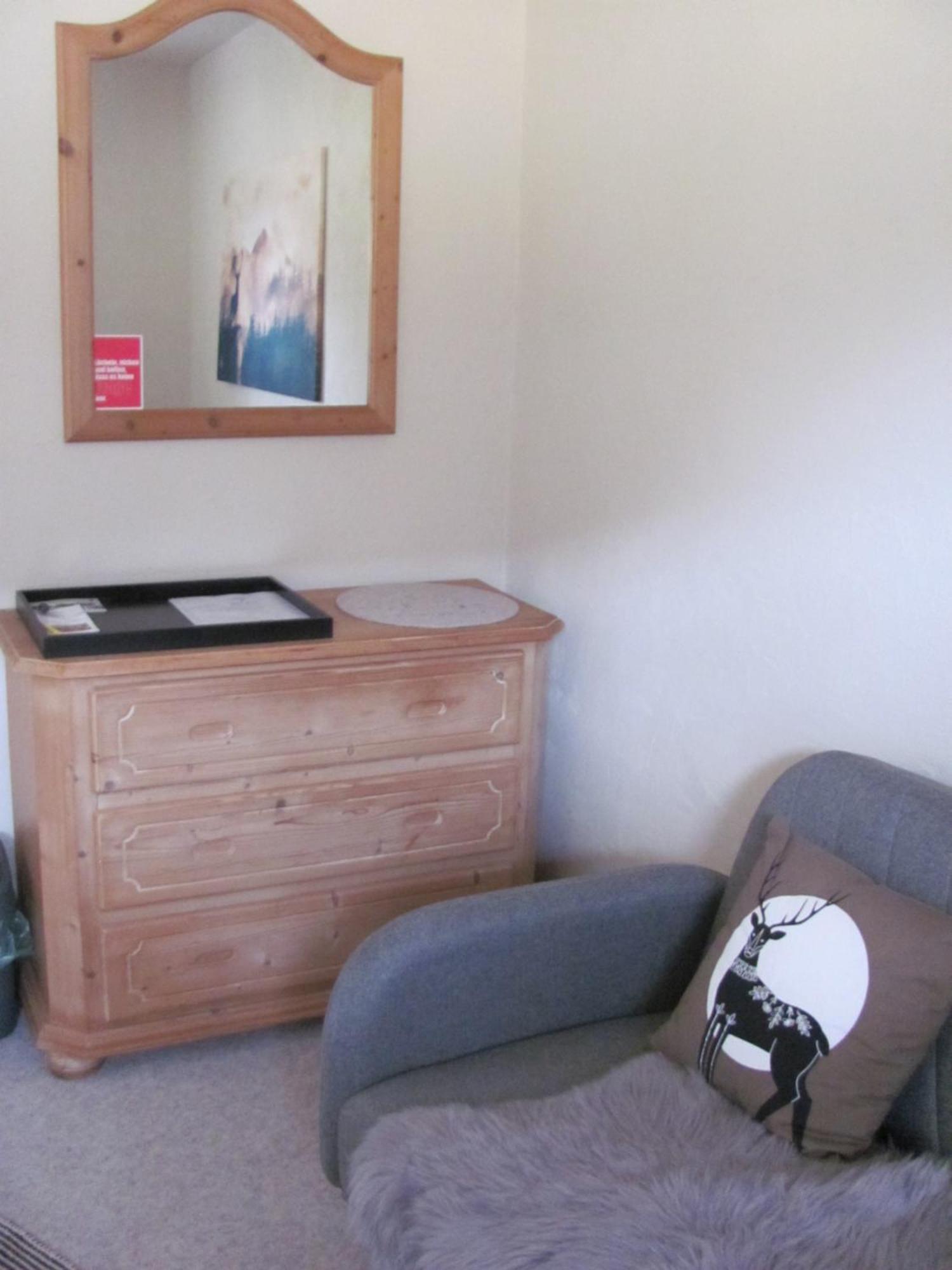 #2 Ruhiges Gemuetliches Ferienzimmer Mit 2 Einzelbetten Gemeinschaftsbad W-Lan Airport Nah Late Night Check In Haus Nr 9,5 Trunkelsberg Exteriör bild