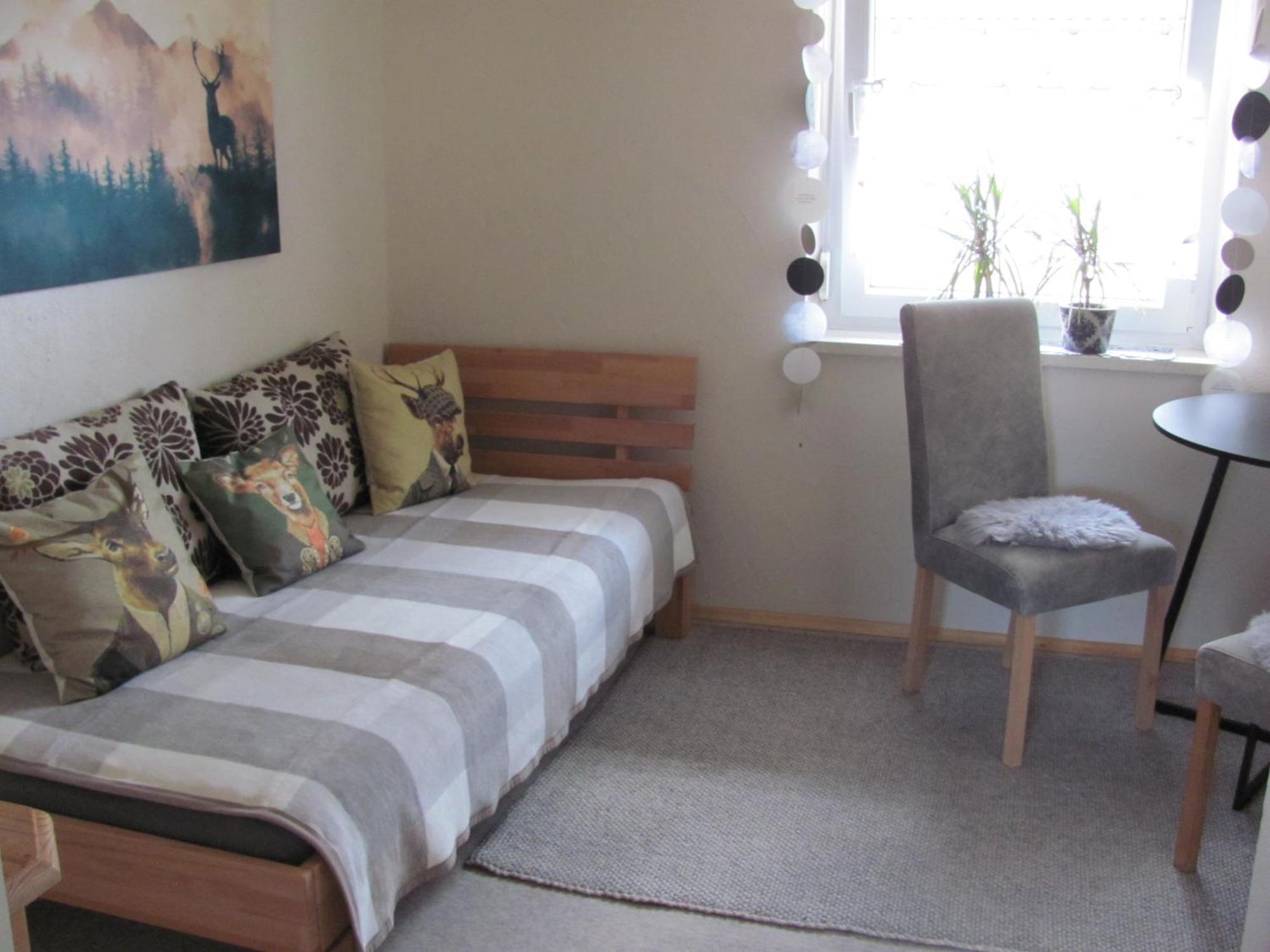 #2 Ruhiges Gemuetliches Ferienzimmer Mit 2 Einzelbetten Gemeinschaftsbad W-Lan Airport Nah Late Night Check In Haus Nr 9,5 Trunkelsberg Exteriör bild